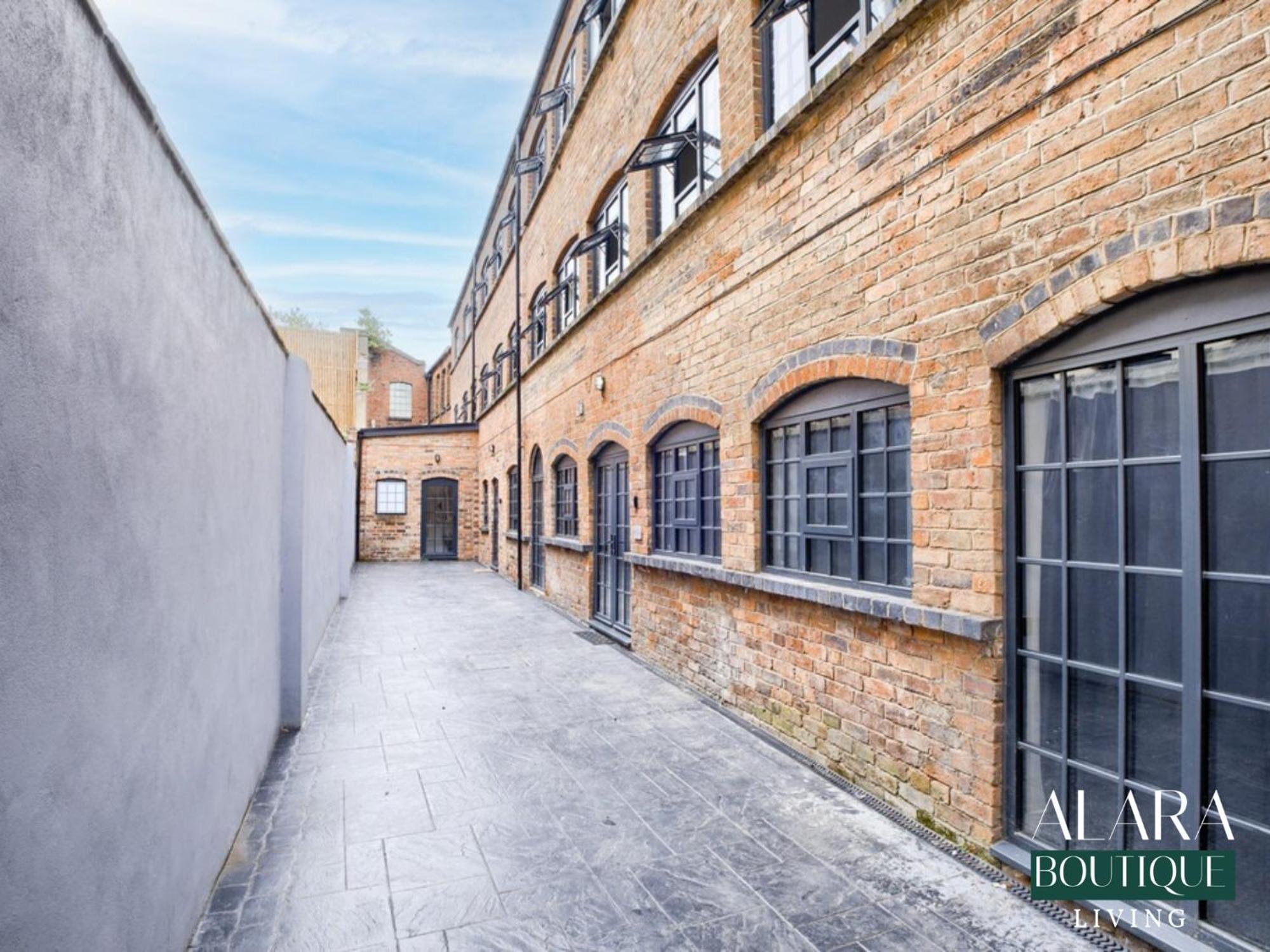 3 Floor Townhouse Luxury Living Alara Boutique Lägenhet Birmingham Exteriör bild